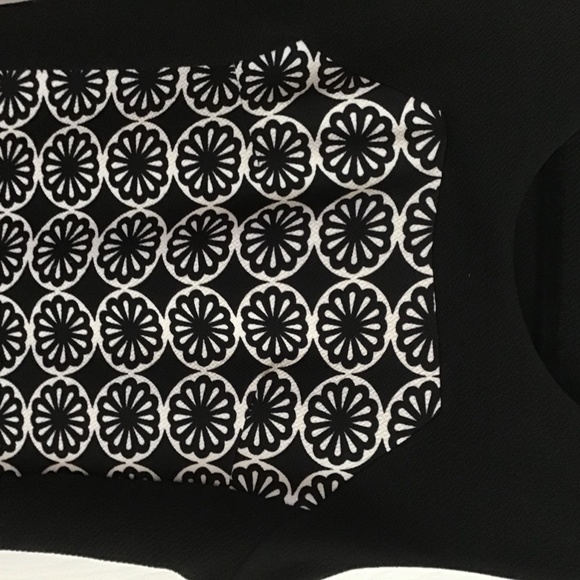 Jeune Jeunesse Dress - Picture 2 of 4